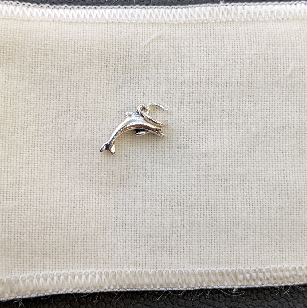 James Avery Retired Dolphin